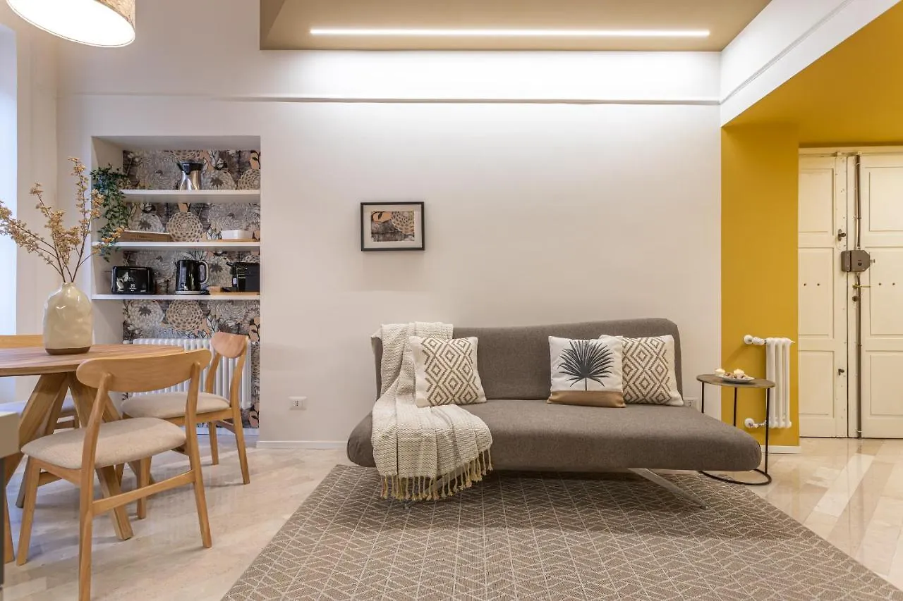 37 Colosseo Apartment Rome Italy